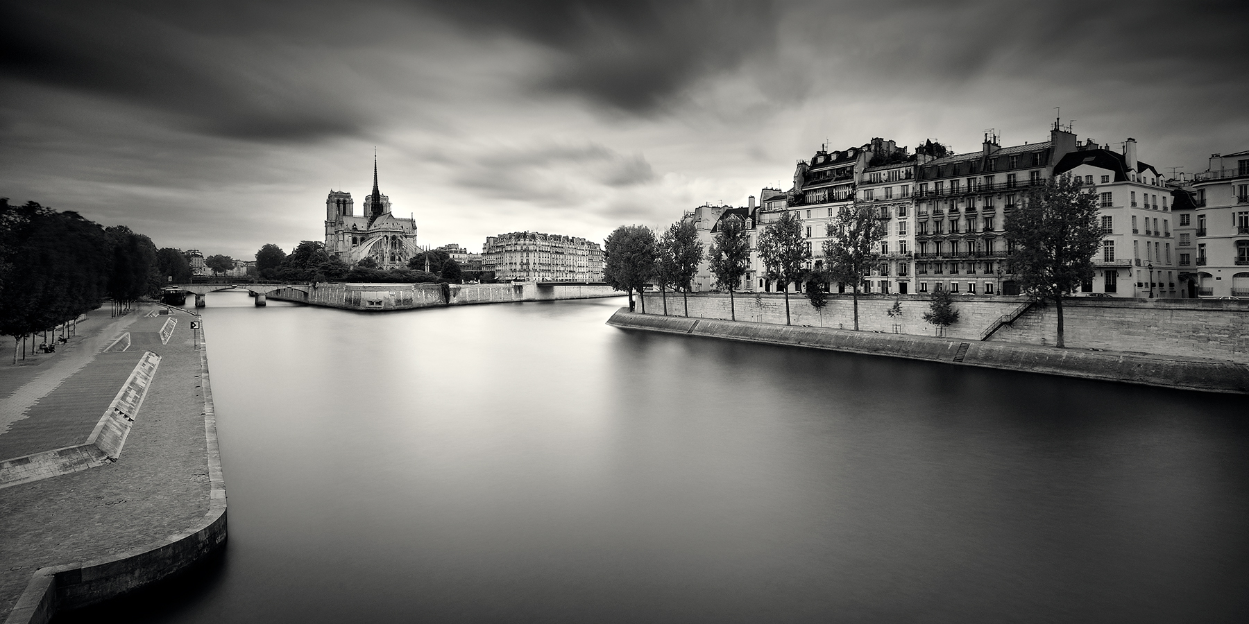 Two Islands in River Seine - Paris, France